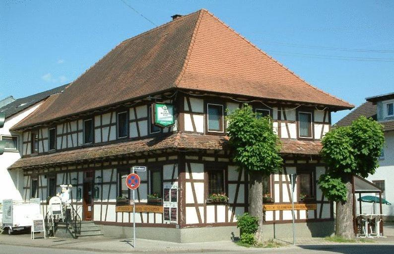 Landgasthaus Kreuz beim Tom Rastatt Exterior foto