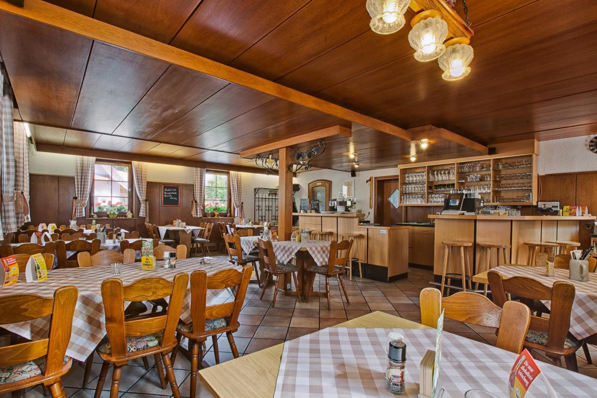 Landgasthaus Kreuz beim Tom Rastatt Exterior foto